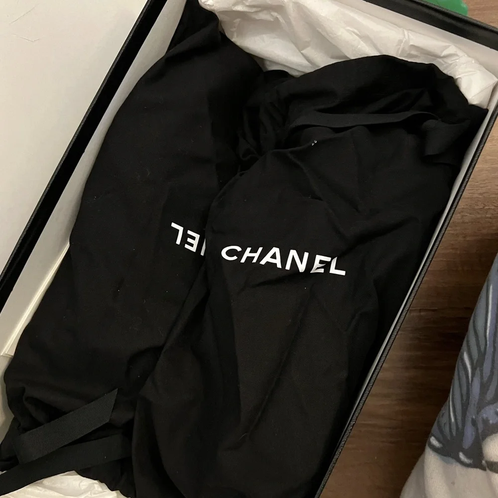 Chanel Sneakers!! - Picture 10 of 12